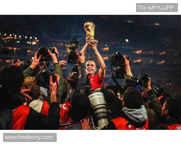 6月7日诞生的足球传奇人物：探寻这一天与全球足球巨星的渊源